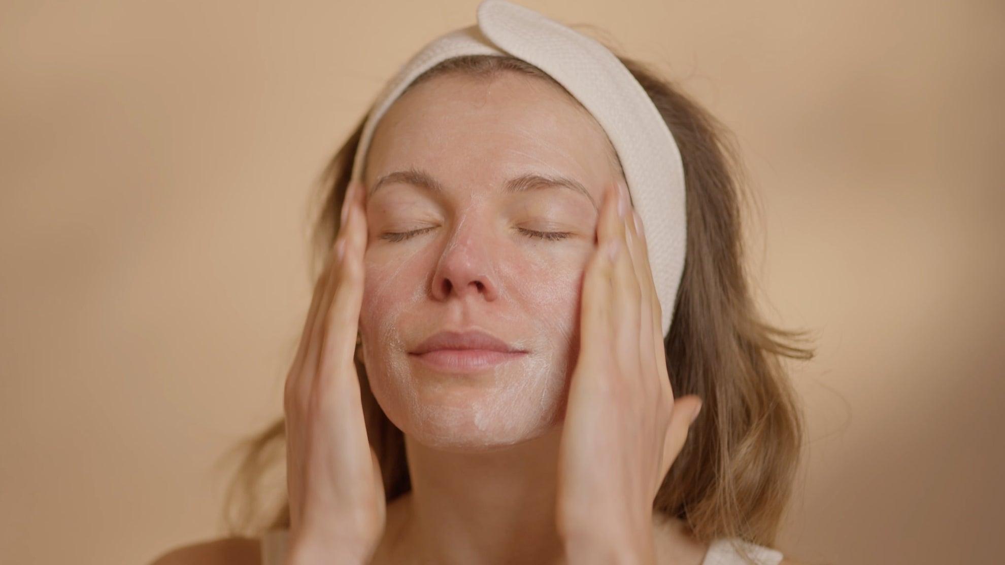 How To Perform a Step-by-Step Facial at Home